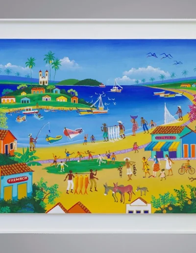 Peinture naïve d'une plage animée présentée en caisse américaine blanche